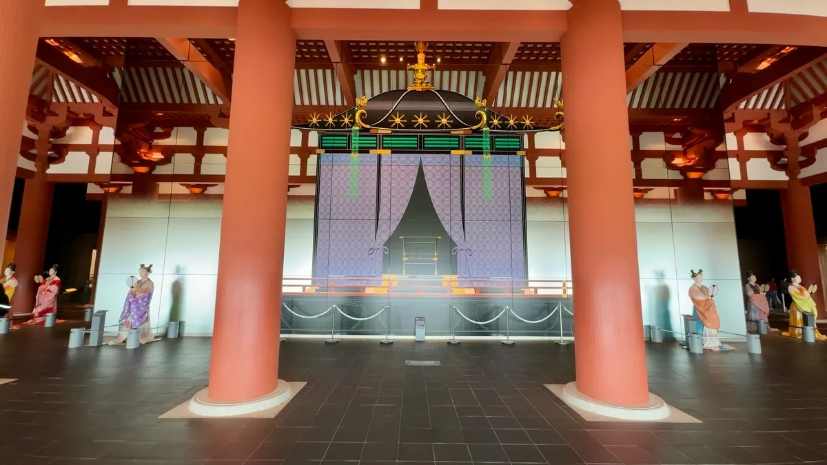 Recreación del Daigokuden del Palacio de Naniwa