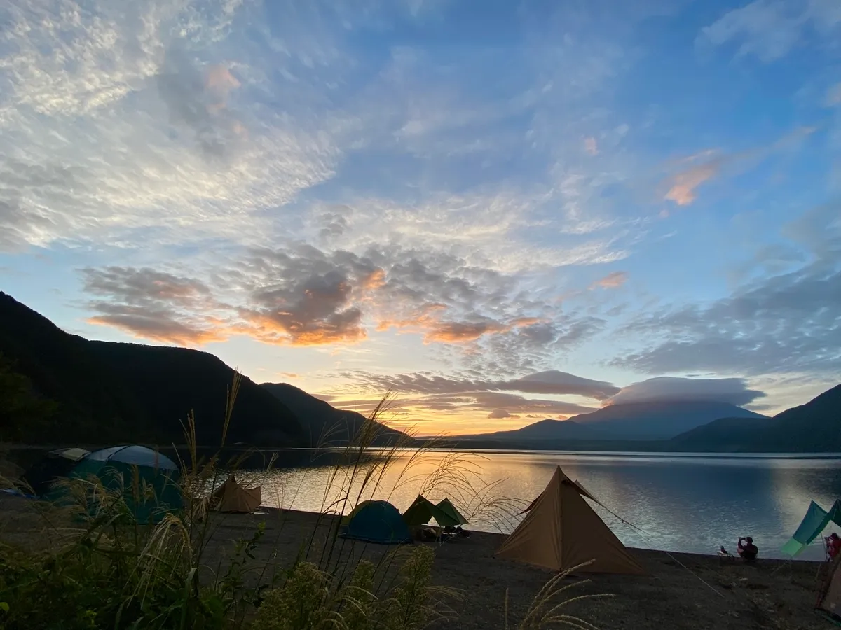 Lago Motosu, Monte Fuji y amanecer