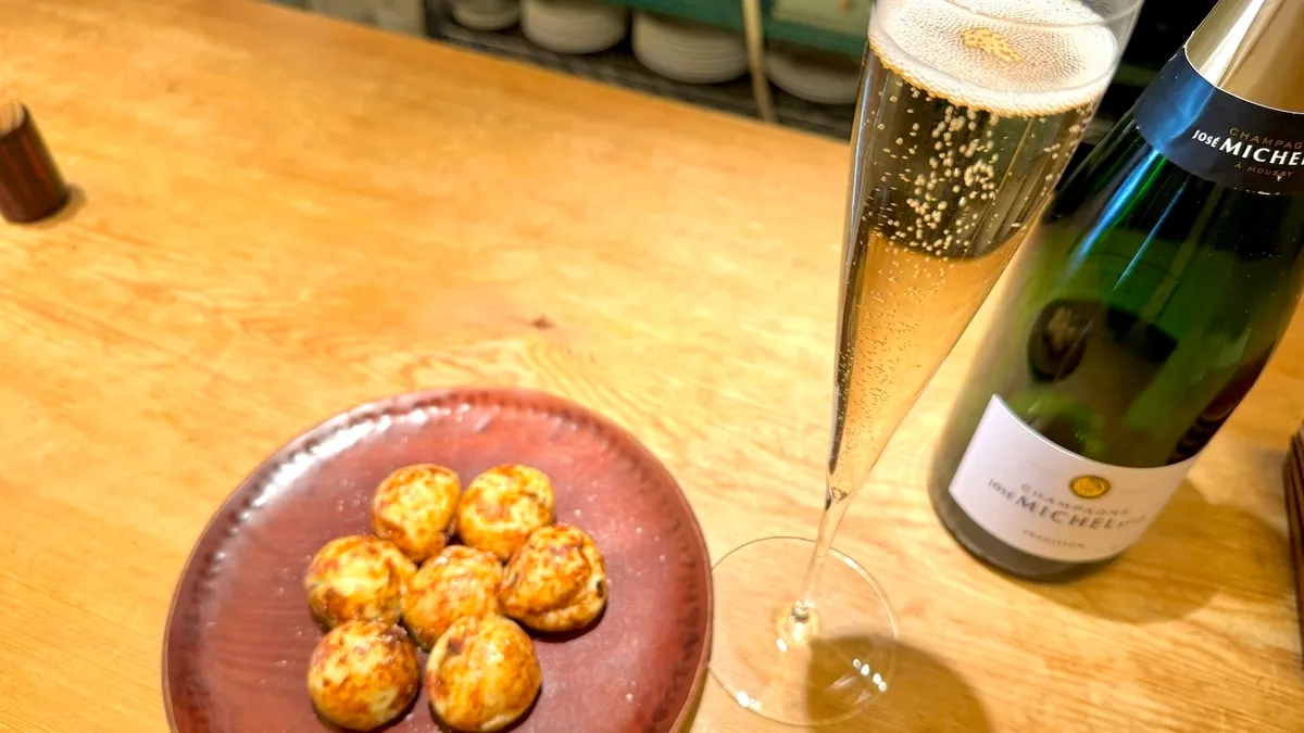 Champagne y Takoyaki