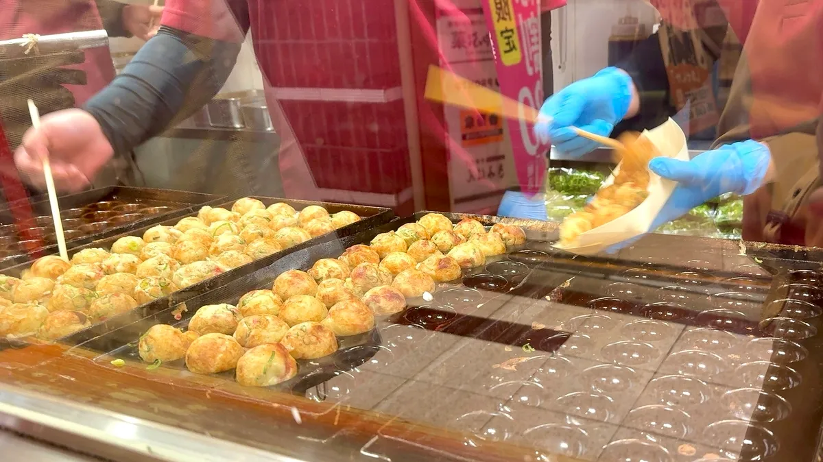 Preparando takoyaki