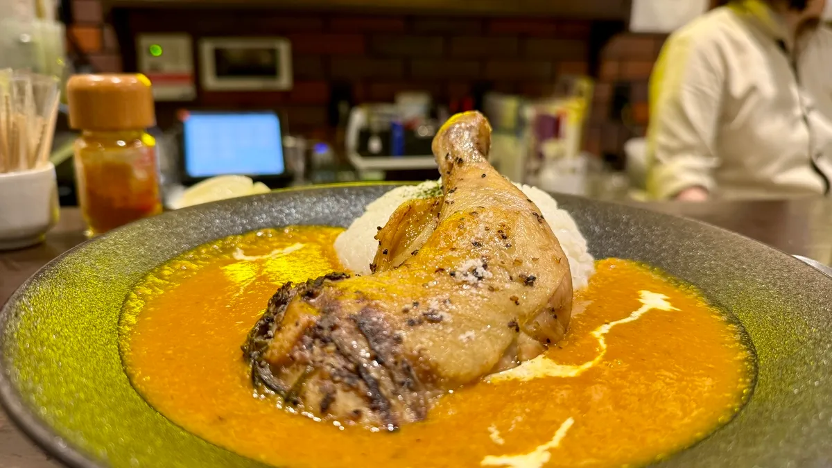 Curry de Pollo con Hueso