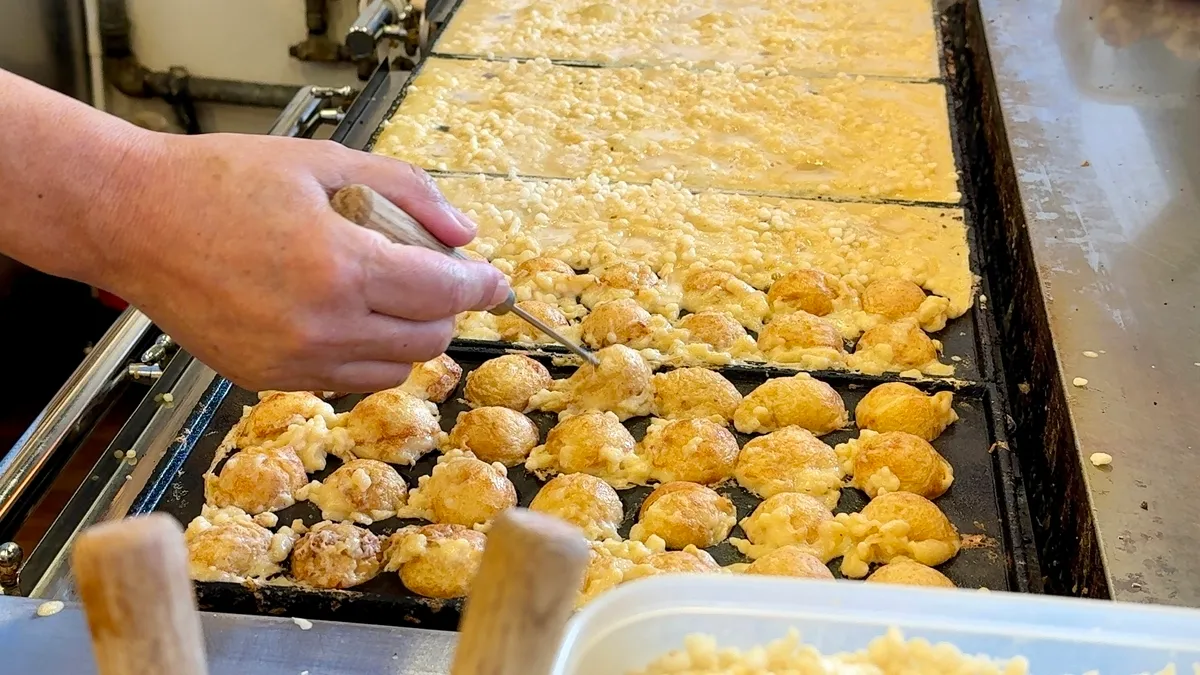 Cocinando Takoyaki