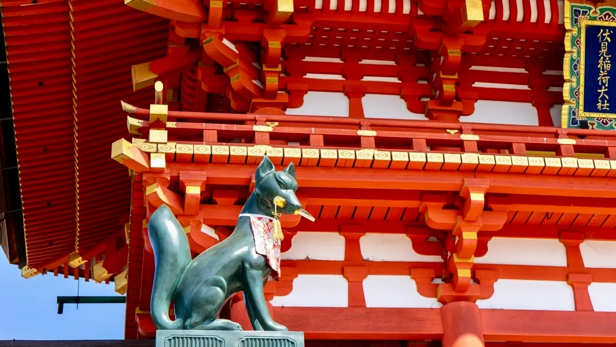 Estatua de Zorro en Fushimi Inari Taisha