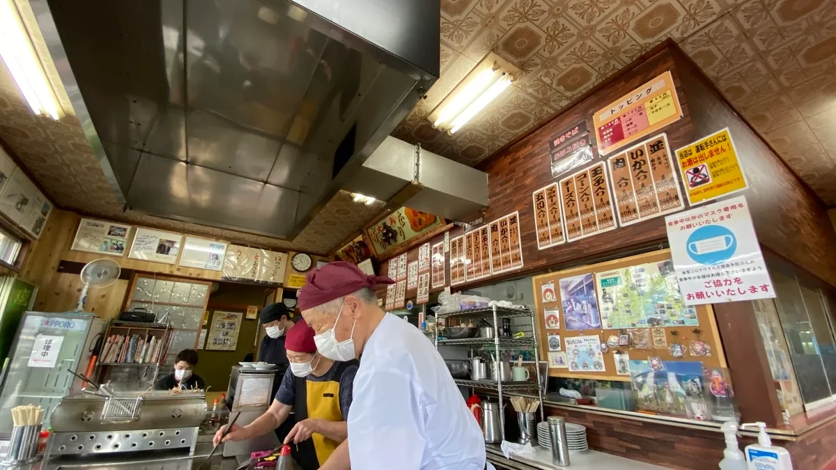 Dentro del restaurante