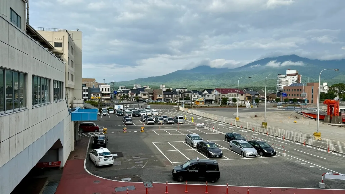 Zona de Alquiler de Autos y Taxis