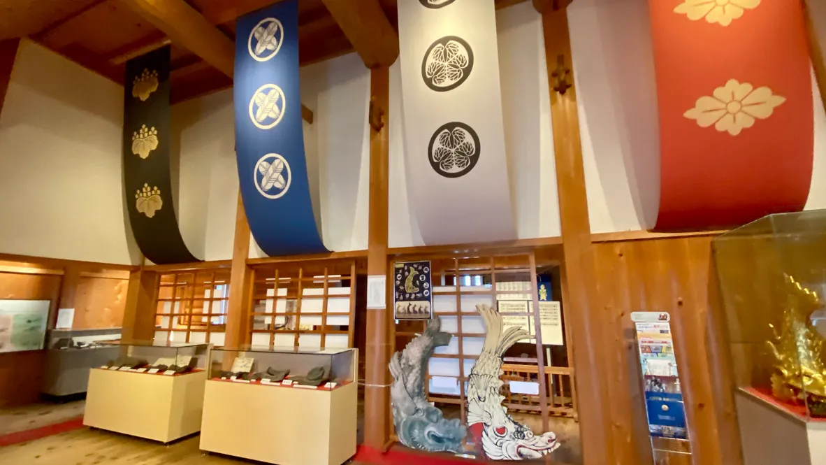 Exposición en Inari Yagura