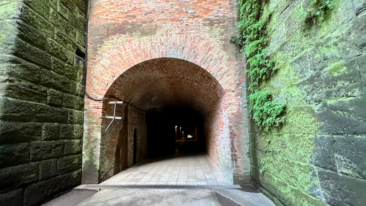 Entrada del túnel