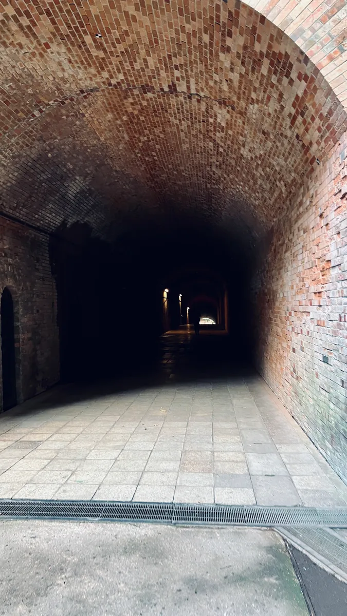 Interior del túnel